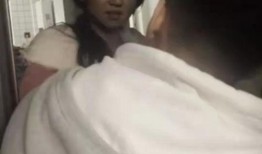 红衣女子吃瓜视频播放网站,揭秘热门网站幕后故事