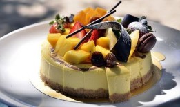 吃瓜蛋糕视频大全集下载,甜蜜瞬间，尽收眼底