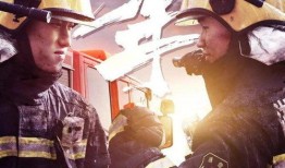 爱的冲锋勇士吃瓜视频,揭秘吃瓜视频背后的精彩故事