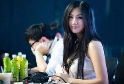 解说灵儿吃瓜视频大全,笑料百出！视频大全集锦